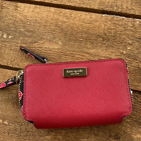 Kate Spade Laurel Way Hazy Rose Zippered Wallet - Picture 11 of 13